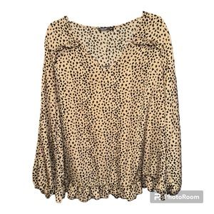 SHEIN Curve Leopard‎ Print Blouse with Ruffle at Bottom. V-Neck. Size 1X